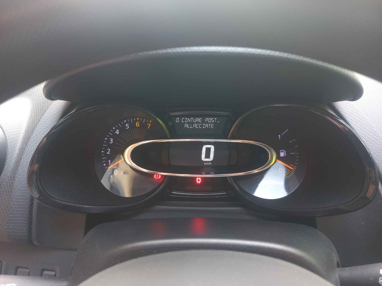Renault Clio 1.2 75CV 5 porte Wave