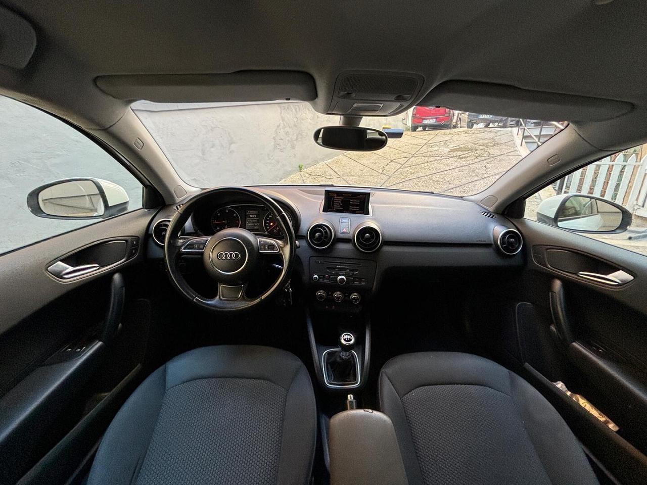 AUDI A1 - UNICO PROPRIETARIO