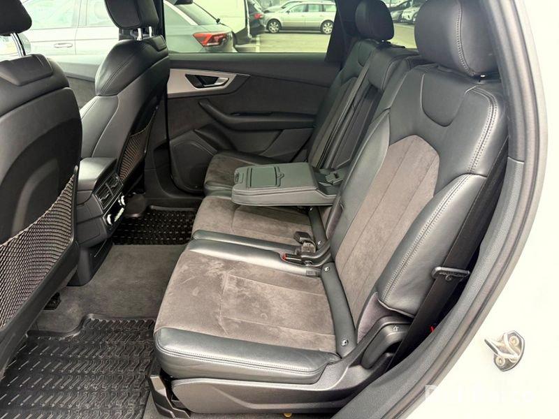 Audi Q7 V6 3.0 TDI 150kW quattro tiptronic
