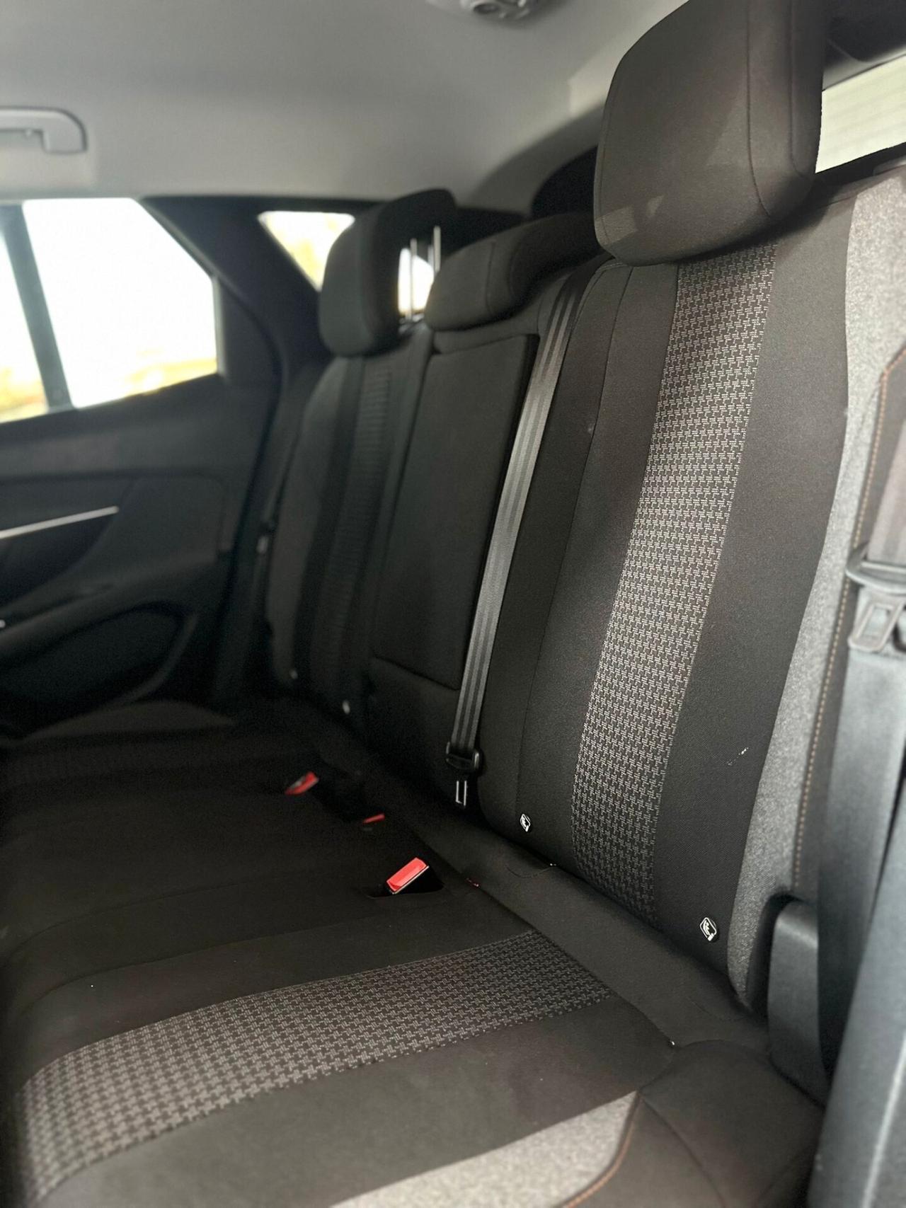 Peugeot 3008 1.5 BlueHDi 130cv Allure 2021