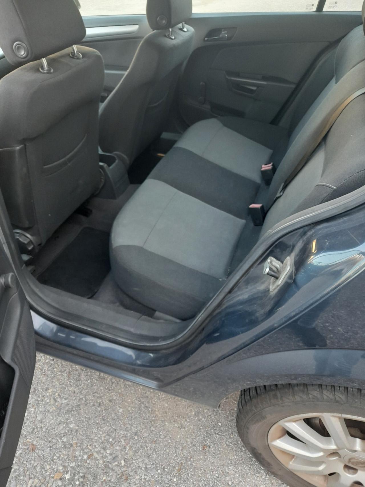 Opel Astra 1.7 CDTI 101CV 5 porte Enjoy