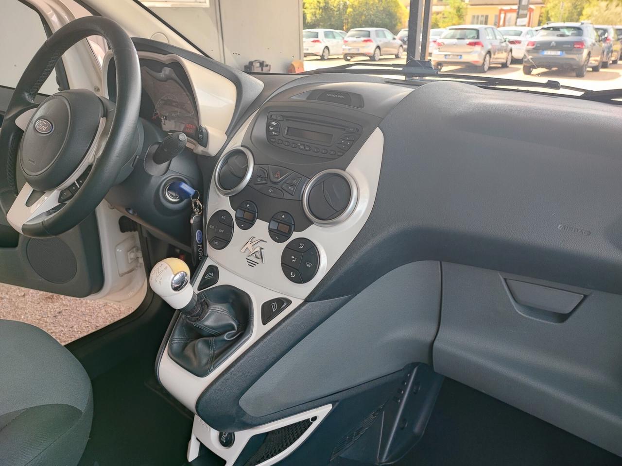 Ford Ka 1.2 8V 69 CV Black&White Edition