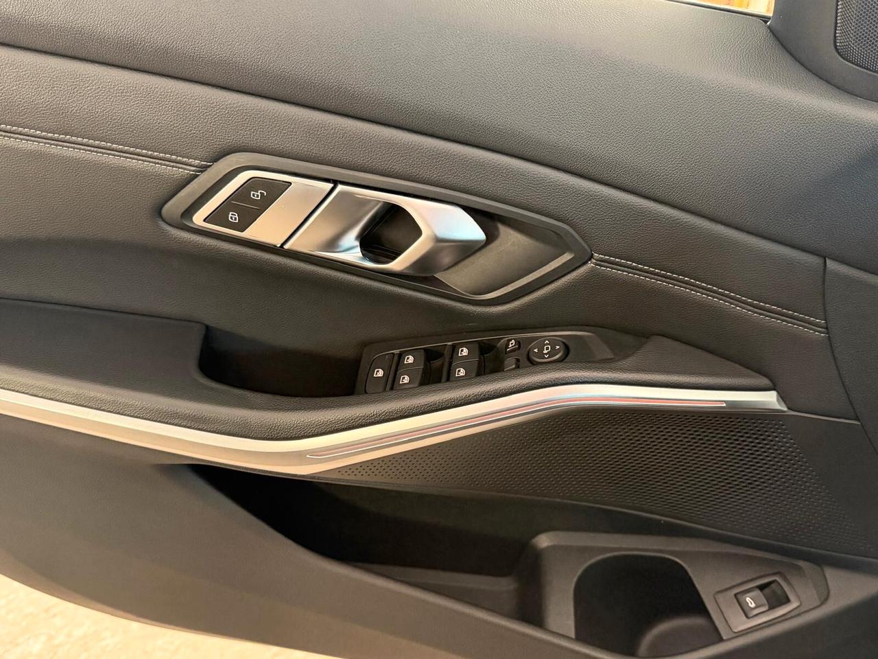 Bmw 318 D 150 cv. Touring Auto SPORT (Nav)