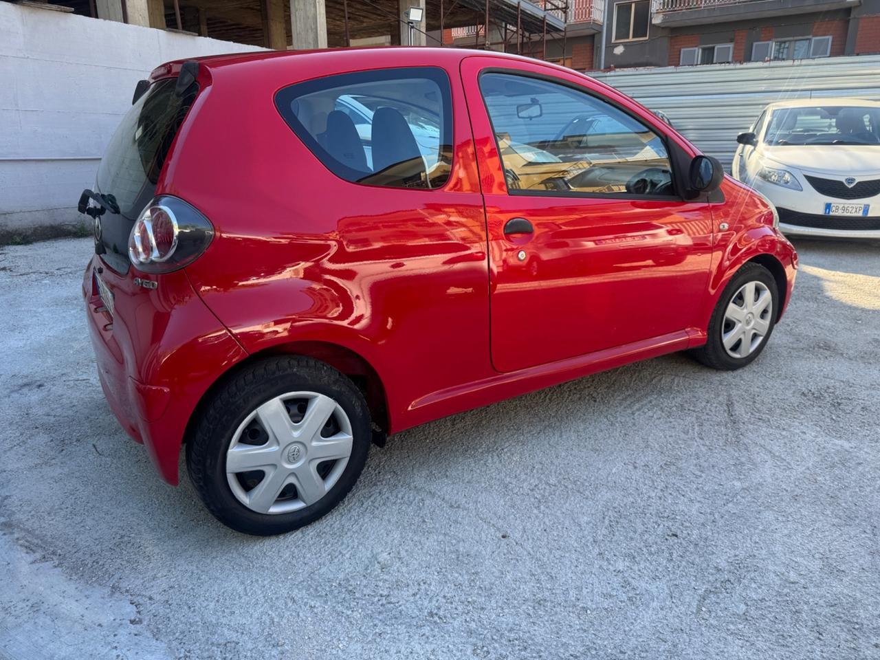 Toyota Aygo Benzina 2010