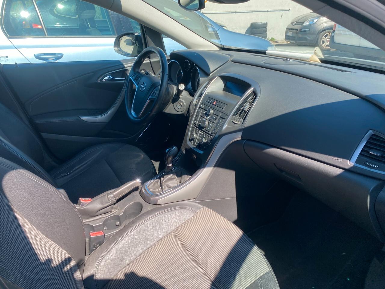 Opel Astra 1.7 CDTI 110CV Sports Tourer Cosmo