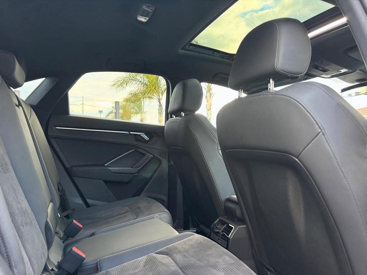 Audi Q3 40 TDI quattro S tronic line-Tetto apribile