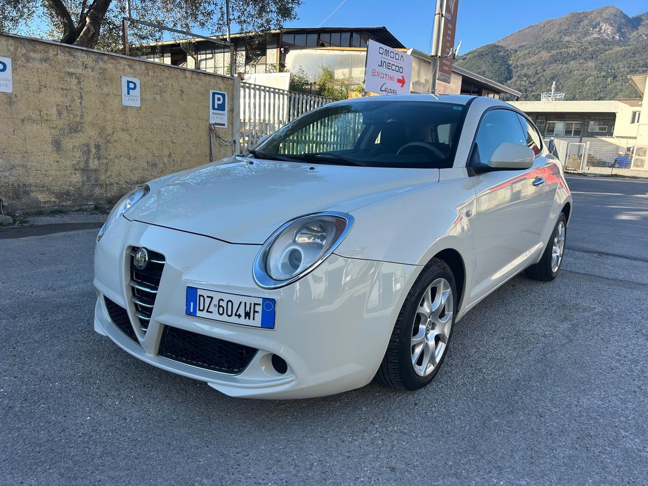 Alfa Romeo MiTo 1.3 JTDm 90 CV Distinctive Sport Pack