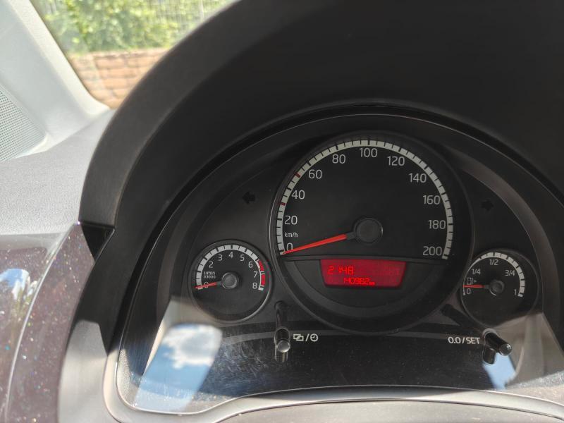 Volkswagen up! 5 Porte up! 5p 1.0 Move up! 60cv asg Cambio Automatico)