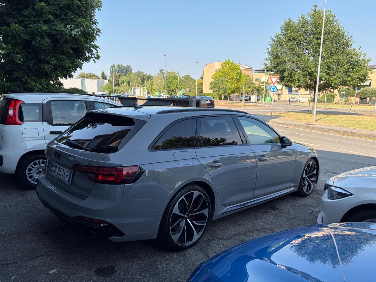 Audi rs4 avant