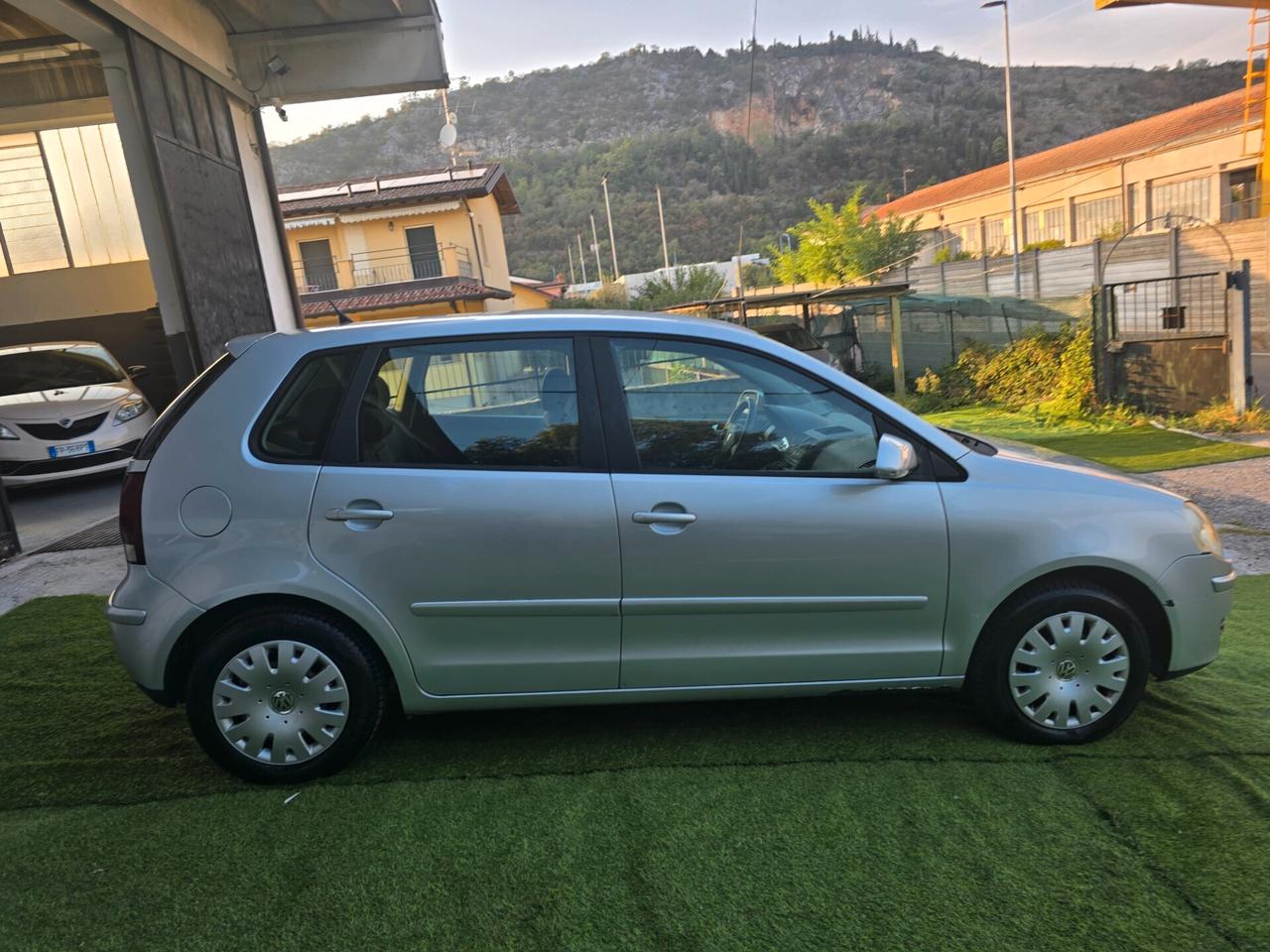Volkswagen Polo 1.4BENZ 80CV SOLO 99000KM-2007