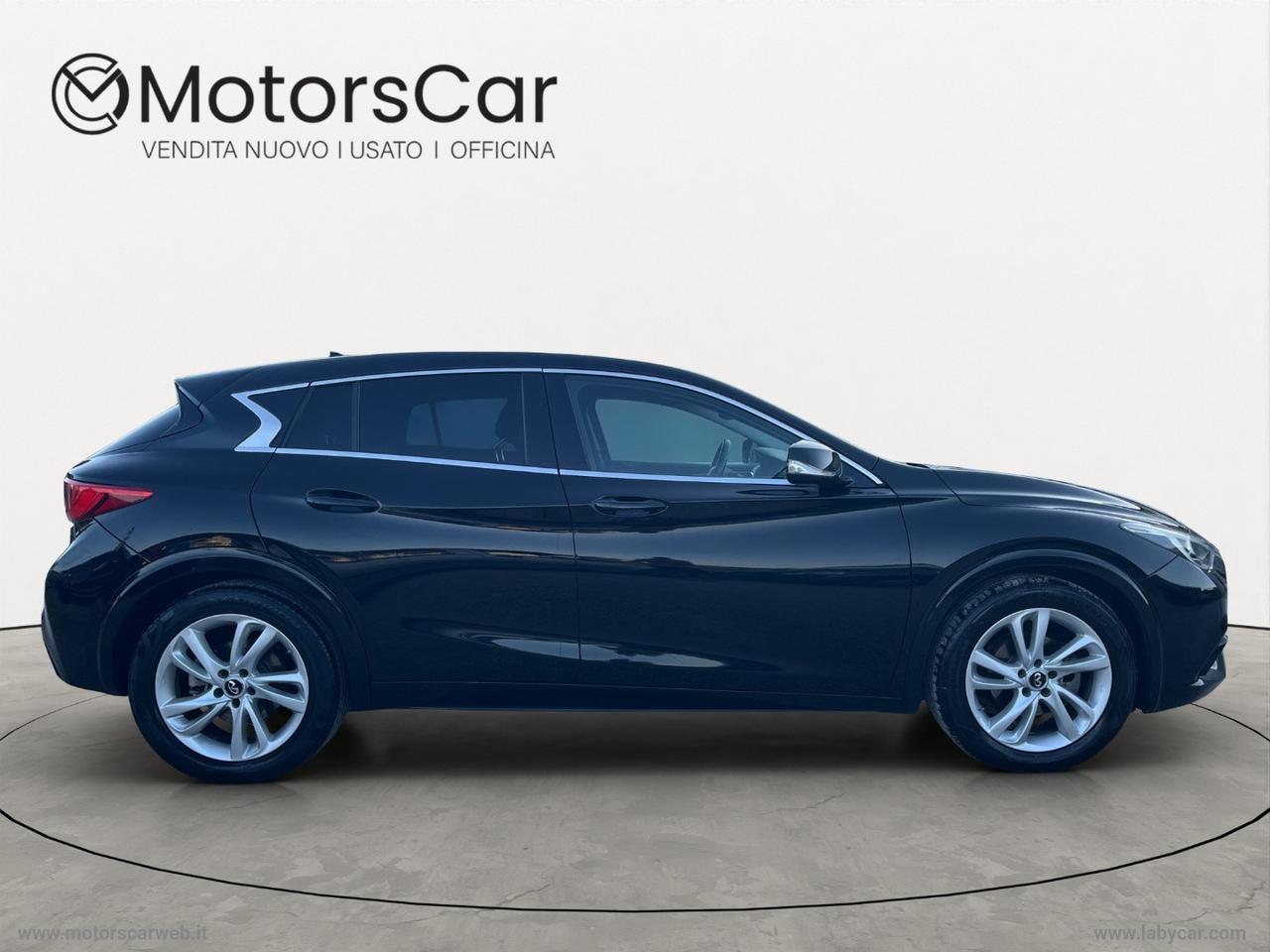 INFINITI Q30 1.5d DCT Premium