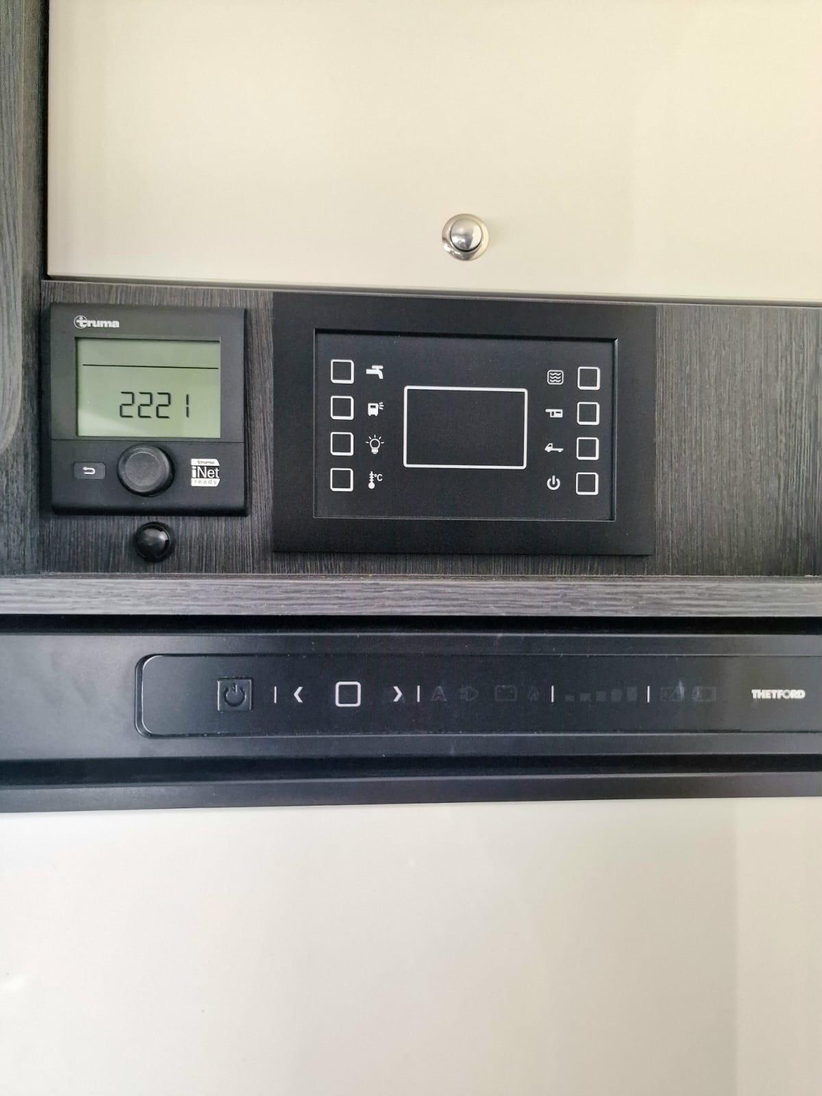 Roller Team semi integrale del 2025 in saldo 700