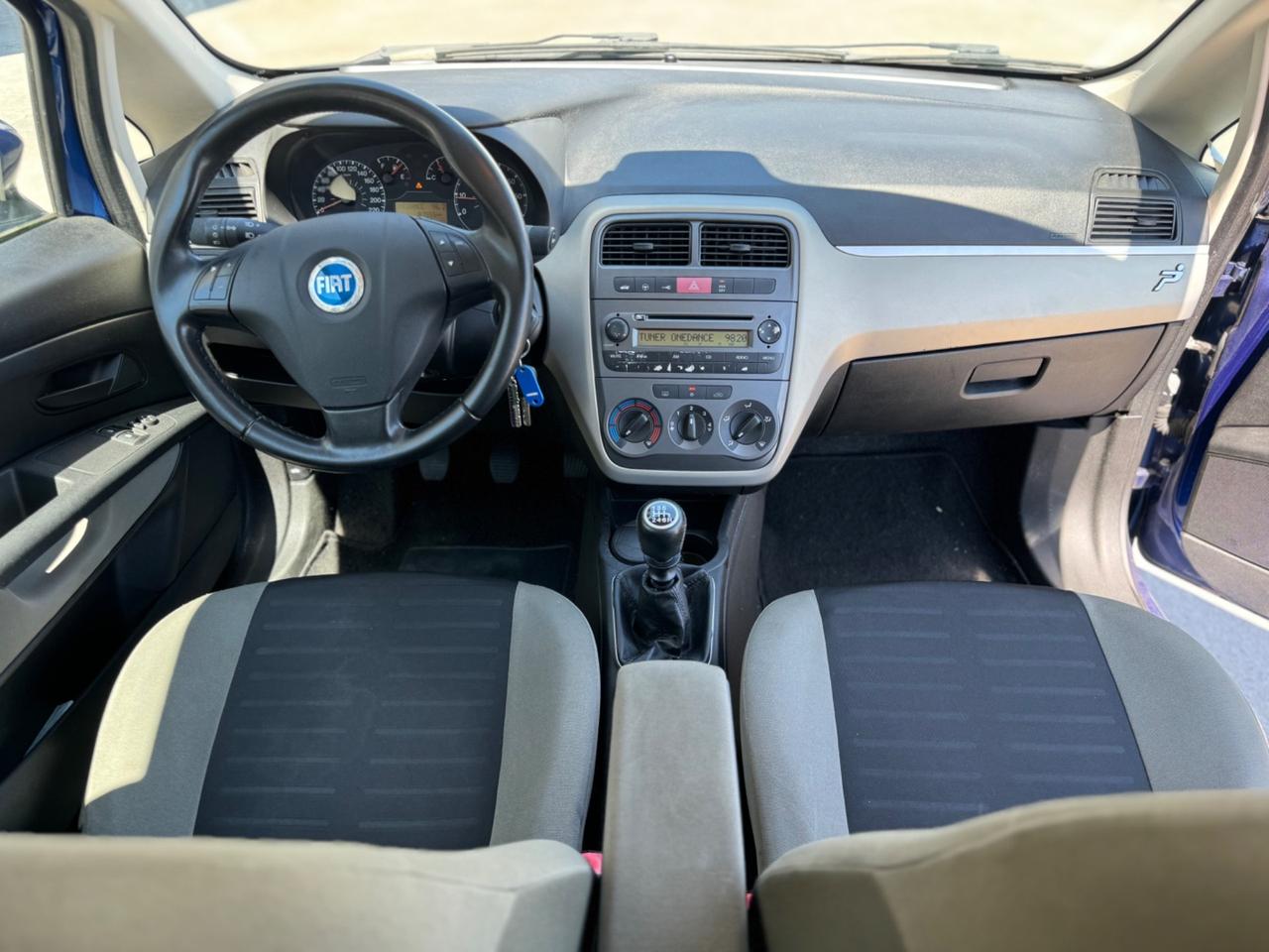Fiat Grande Punto 1.4 Starjet 16V 3P. Giugiaro Sport