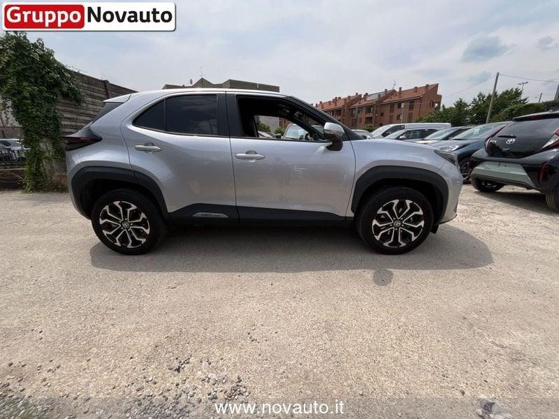 Toyota Yaris Cross 1.5 Hybrid 5p. E-CVT AWD-i Trend