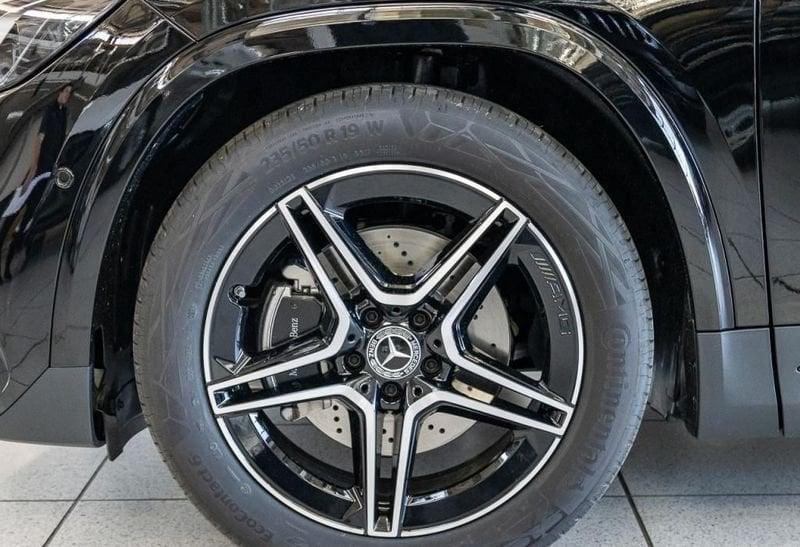Mercedes-Benz GLA GLA 180 Automatic AMG Line Camera 360° Distronic Multibeam Led 19"