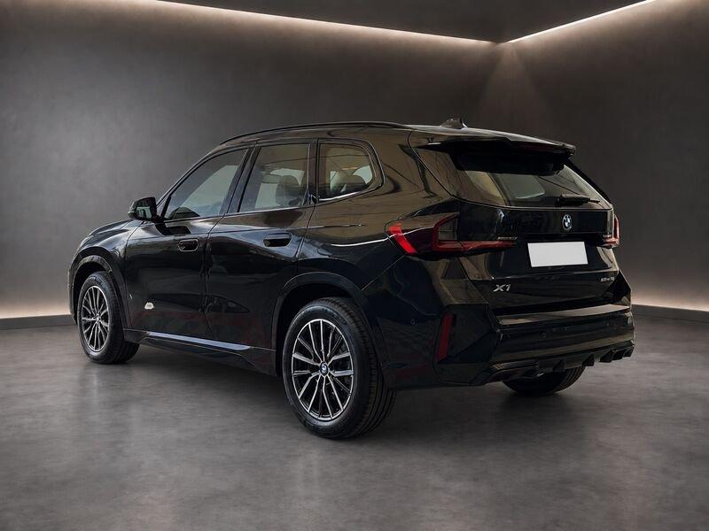 BMW X1 sDrive 18i DCT