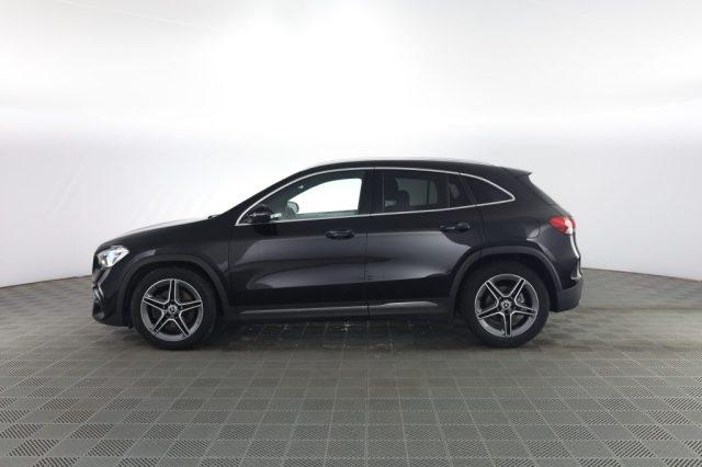 MERCEDES-BENZ CLA sse GLA GLA 180 d Automatic Premium