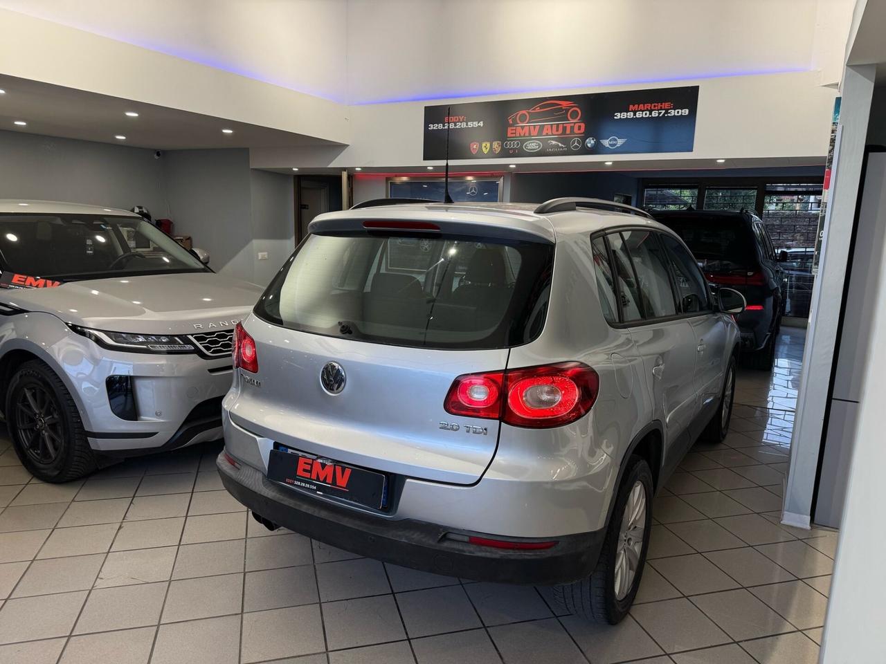 Volkswagen Tiguan 2.0 TDI DPF 4MOTION tiptronic Track & Avenue