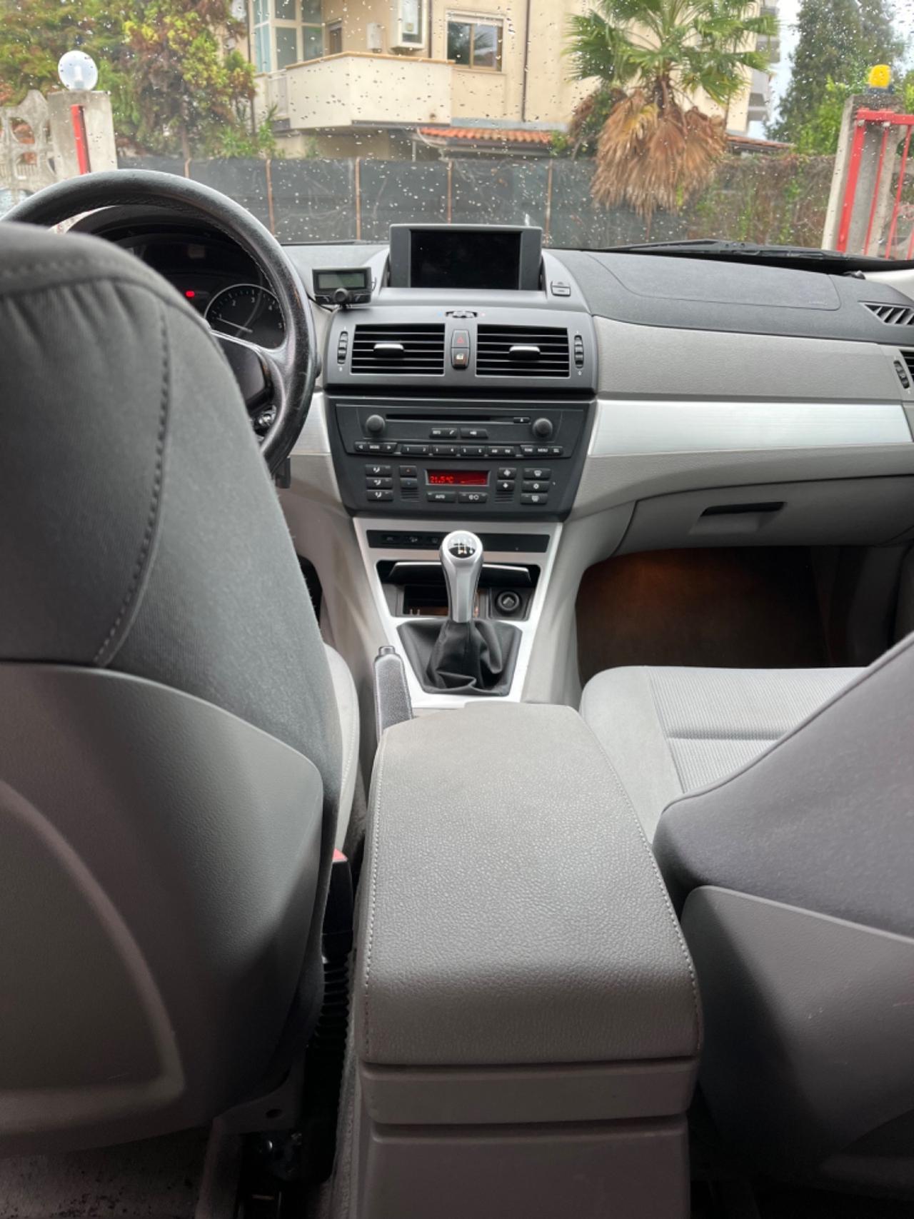 Bmw X3 2.0d cat Futura