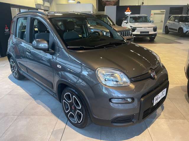 Fiat Panda 1.0 FireFly S&amp;S Hybrid City Cross