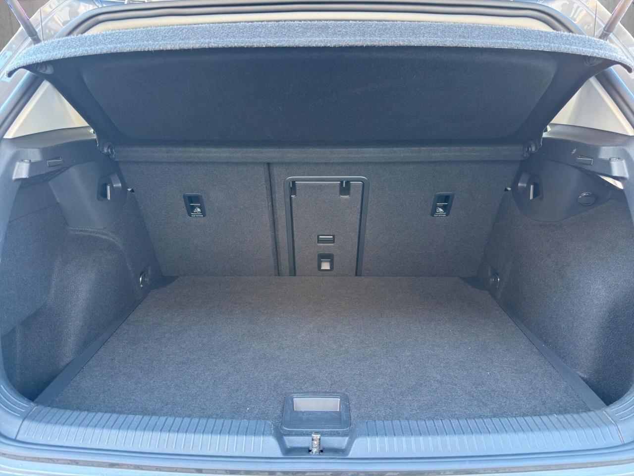Volkswagen Golf 1.5 eTSI 150 CV EVO ACT DSG Life