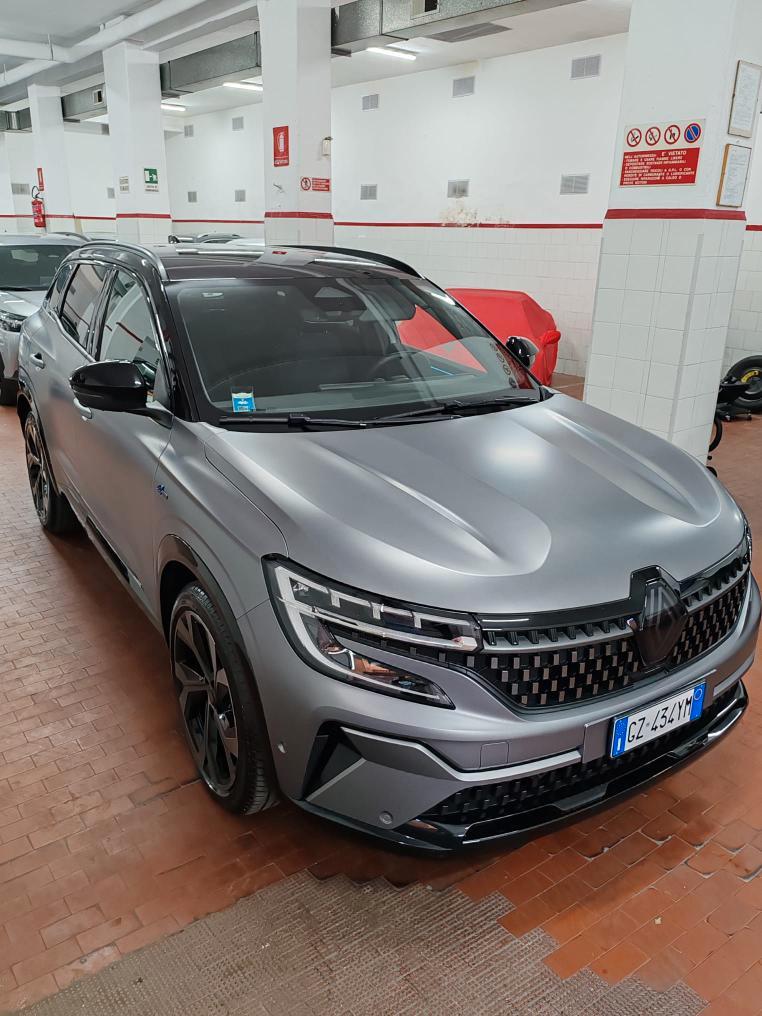 Renault Austral 1.2 E-Tech full hybrid Techno Esprit Alpine 200cv auto
