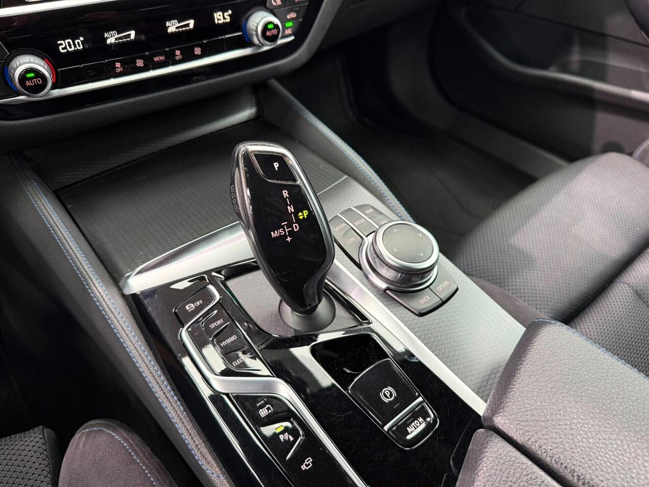 Bmw 530e xDrive Touring Business (648)