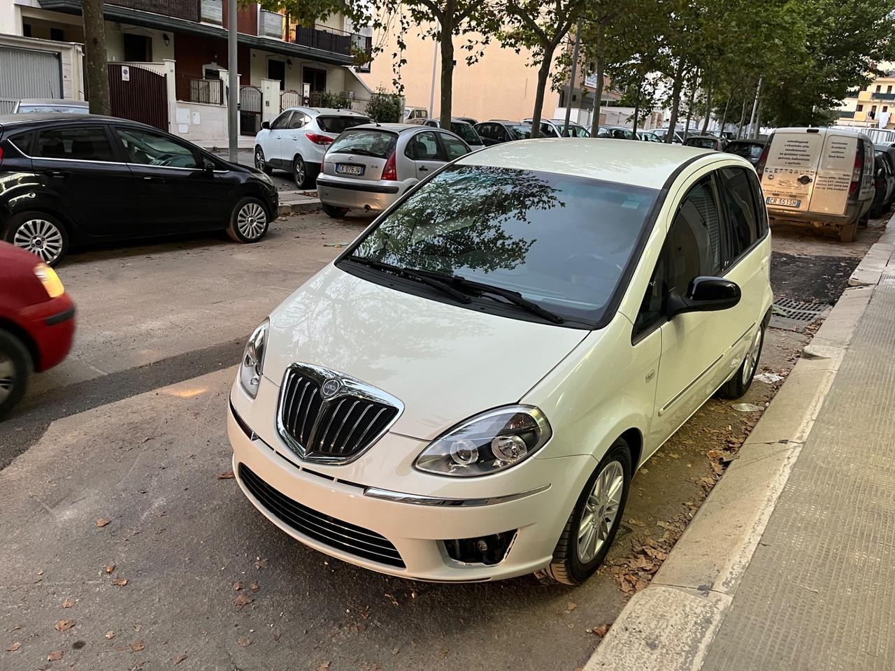 Lancia MUSA 1.3 Mjt 95 CV Platinum
