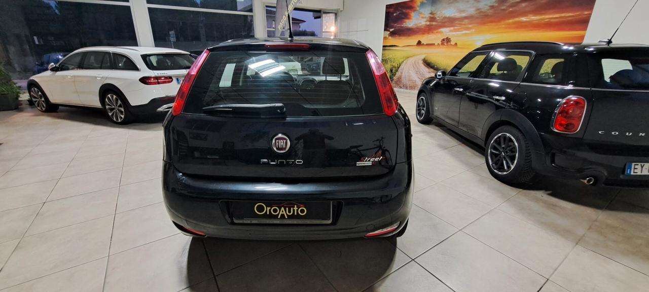 Fiat Punto 1.4 8V 5 porte Natural Power Street