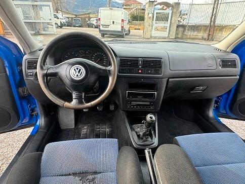 Volkswagen Golf 1.6 cat 5 porte Comfortline