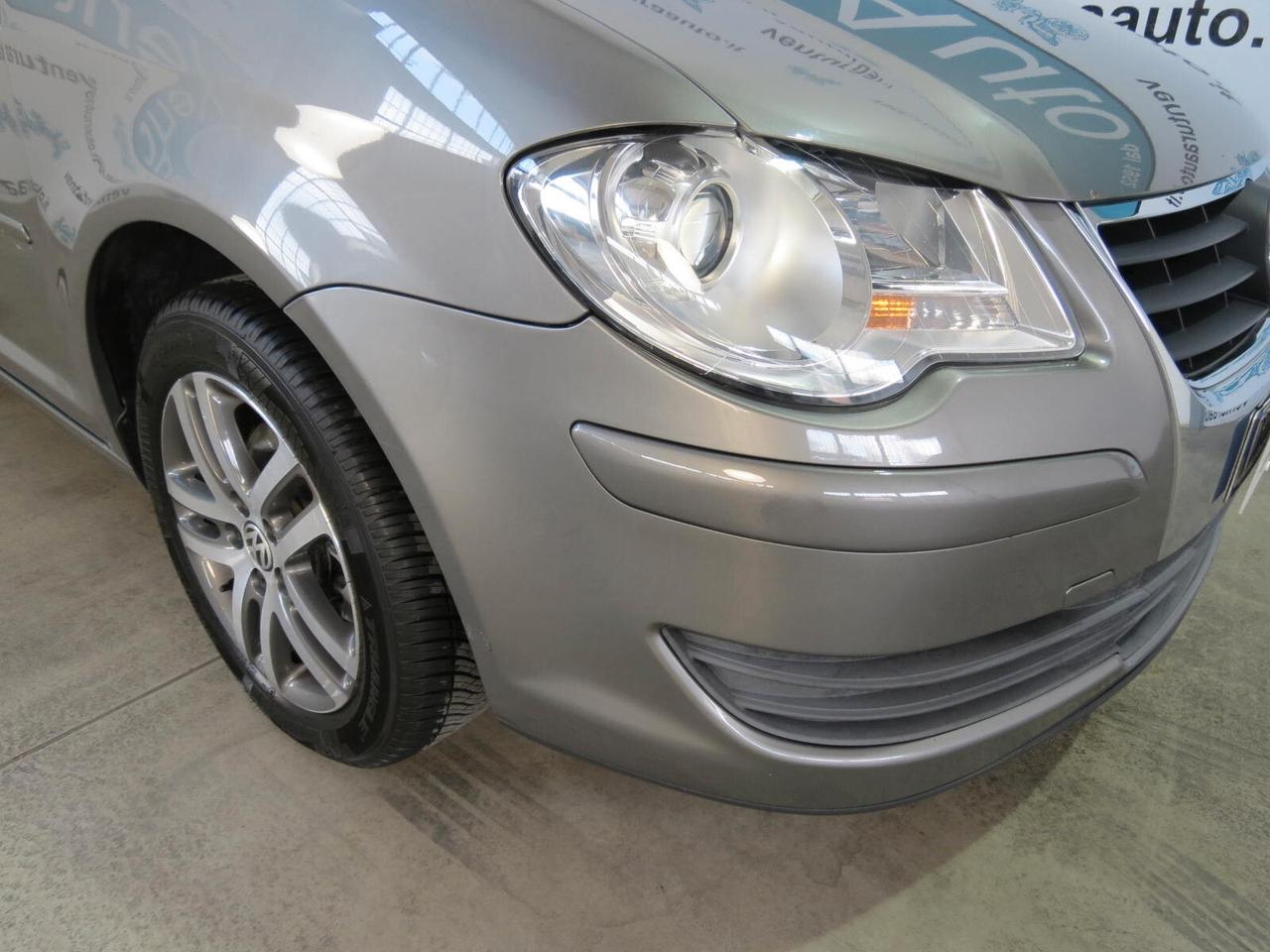 Volkswagen Touran 1.6 Trendline Bifuel G