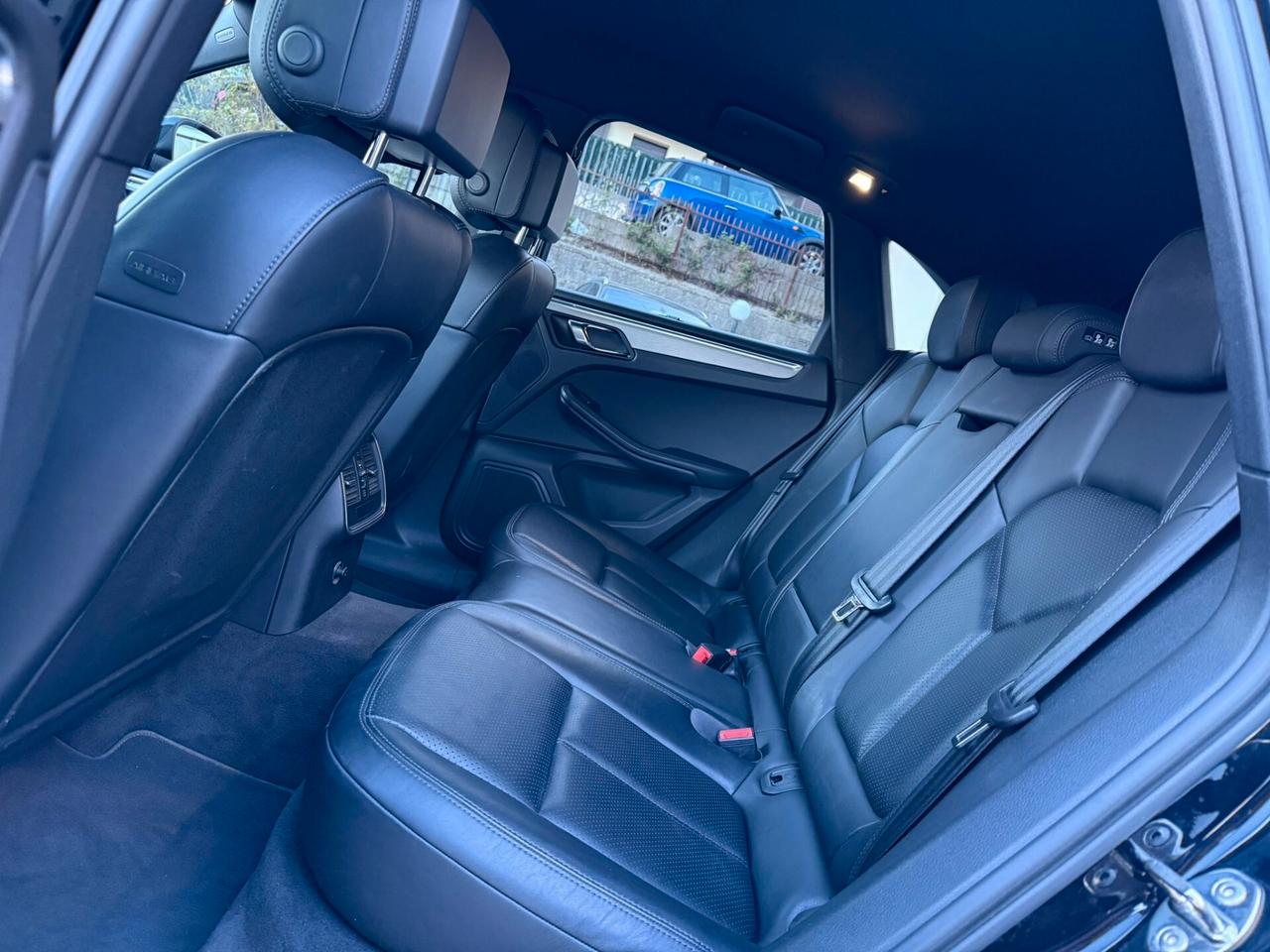 Porsche Macan S 3.0 Diesel 250CV Black Pack