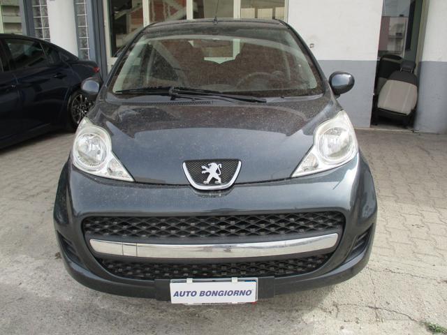 PEUGEOT 107 1.0 5p. Allure