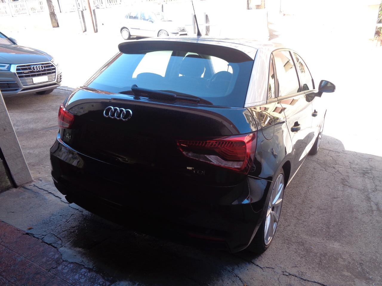 Audi A1 SB 1.4 TDI S tronic Metal plus (Adatta ai neopatentati)
