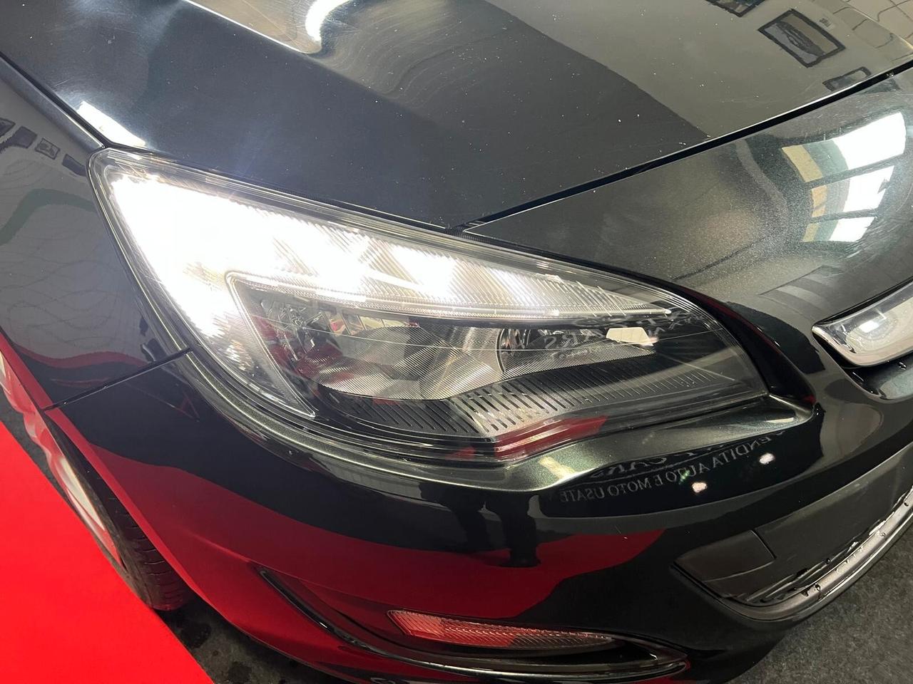 Opel Astra 1.4 Turbo 140CV Sports TourerStation Wagon GPL Tech Elective