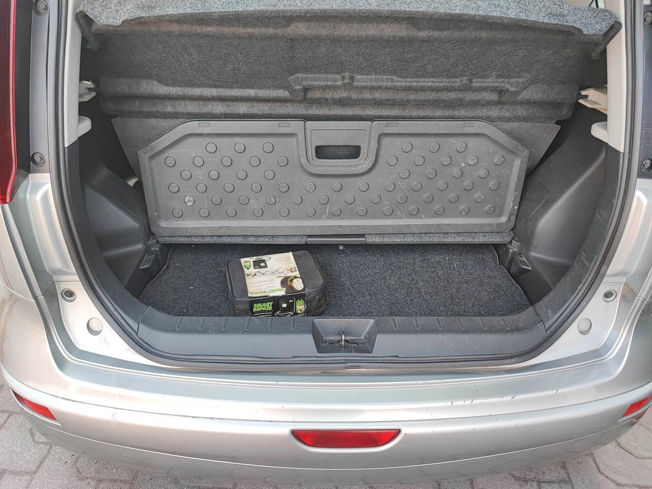 Nissan Note 1.4 16V GPL uni-pro