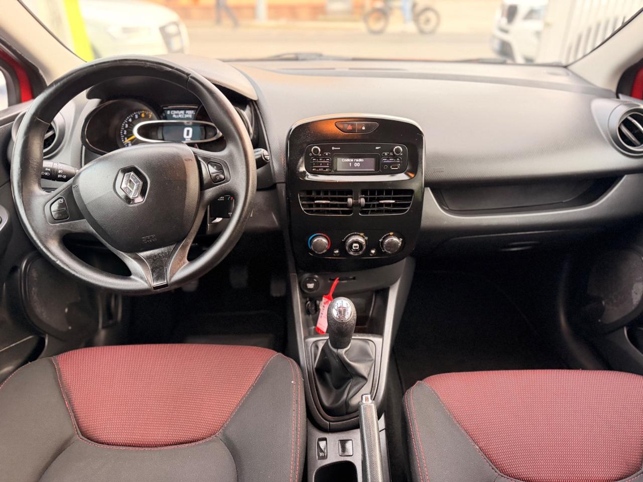 Renault Clio 1.2 75CV 5 porte Costume National 2014 100.000 km