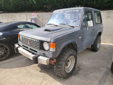 Mitsubischi Pajero 2.5 autocarro