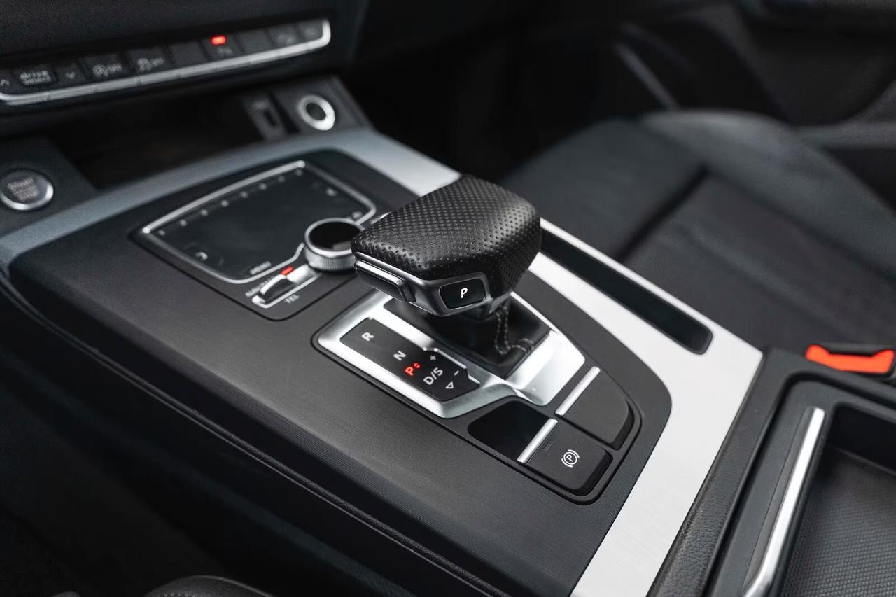 Audi Q5 2.0 TFSI quattro S tronic line plus