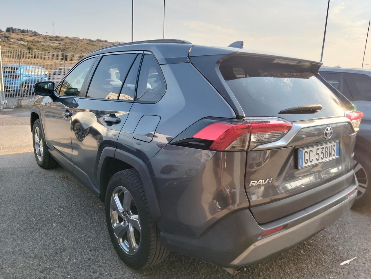 Toyota RAV 4 RAV4 2.5 HV (218CV) E-CVT 2WD Active - 2020