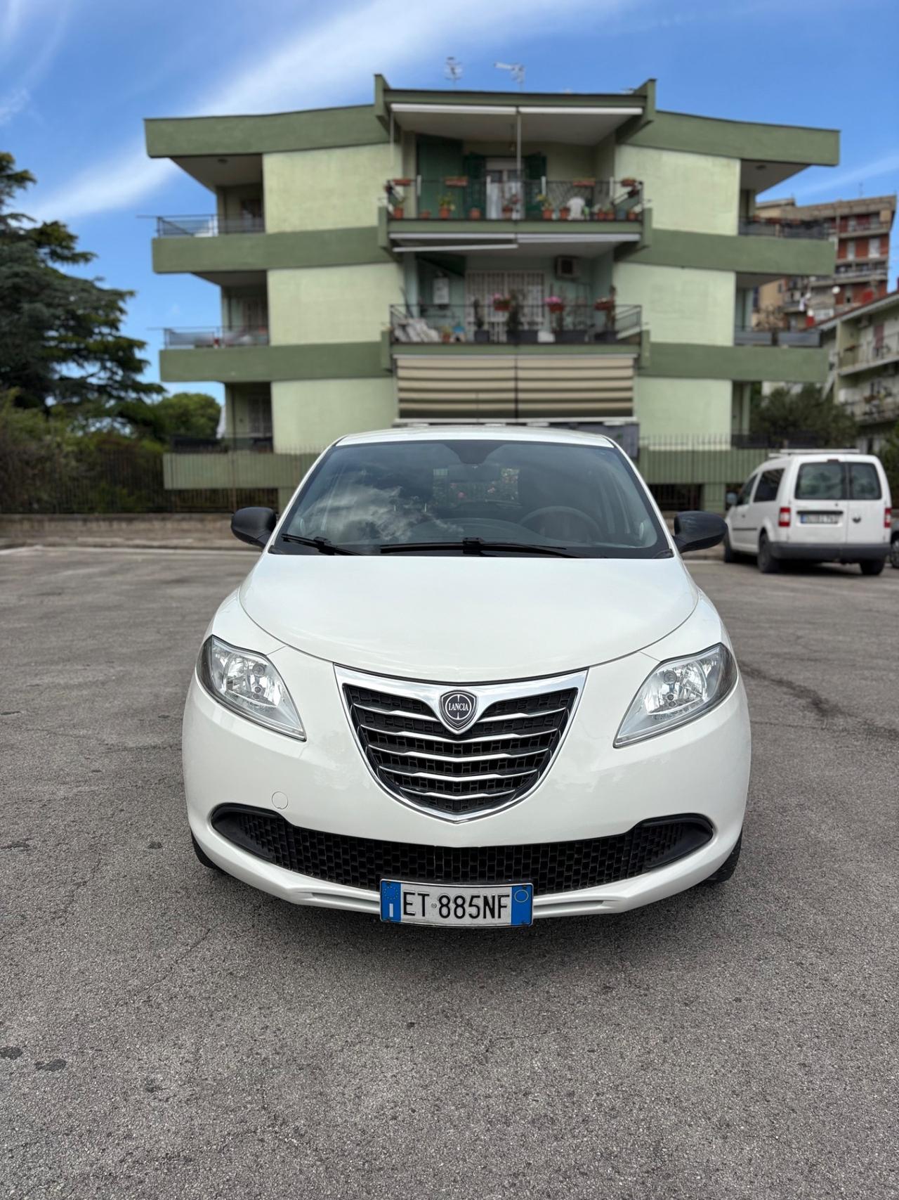 Lancia Ypsilon 1.2 benzina 69 CV PROMO ATTIVA