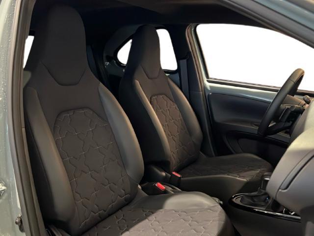 TOYOTA Aygo X 1.0 VVT-i 72 CV 5 porte Lounge S-CVT