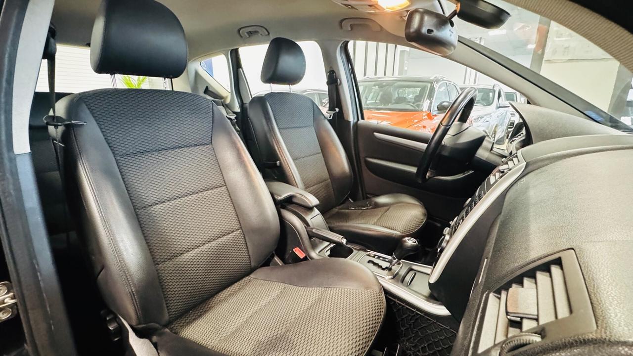 Mercedes-benz A 160 AUTOMATIC Premium GPL