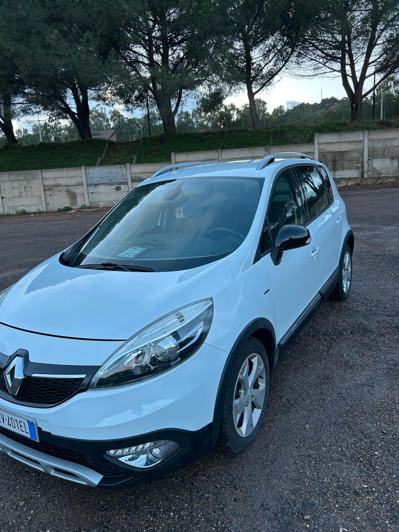 Renault Scenic XMod Cross 1.5 dCi TUA A PARTIRE DA 125€ AL MESE