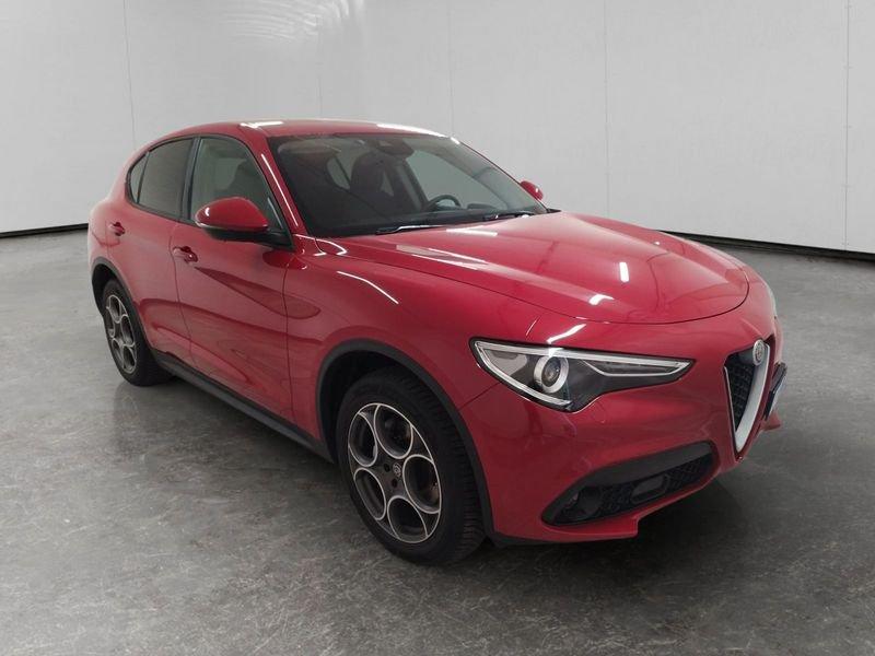 Alfa Romeo Stelvio 2.2 t Executive Q4 190cv auto my19