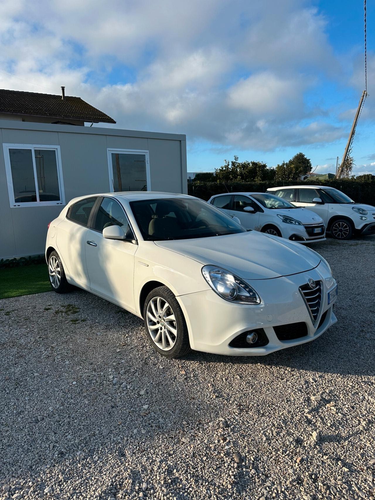 Alfa Romeo Giulietta 1.6 JTDm-2 105 CV Exclusive
