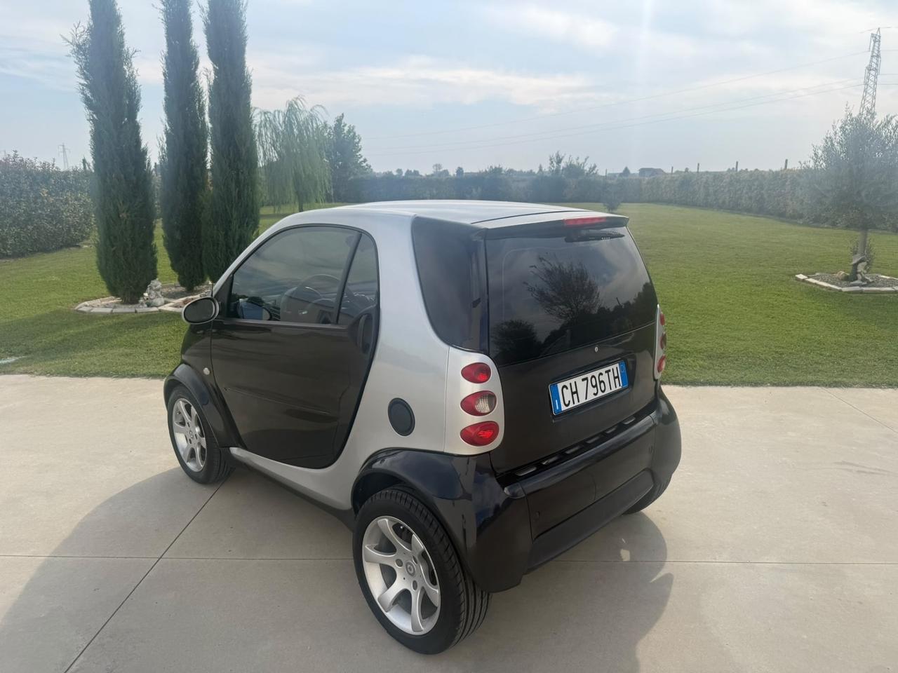 Smart 700 benzina automatica solo 48000 km