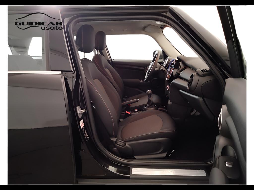 MINI Mini IV F55 2018 5p - Mini 5p 1.5 One Baker Street 75cv