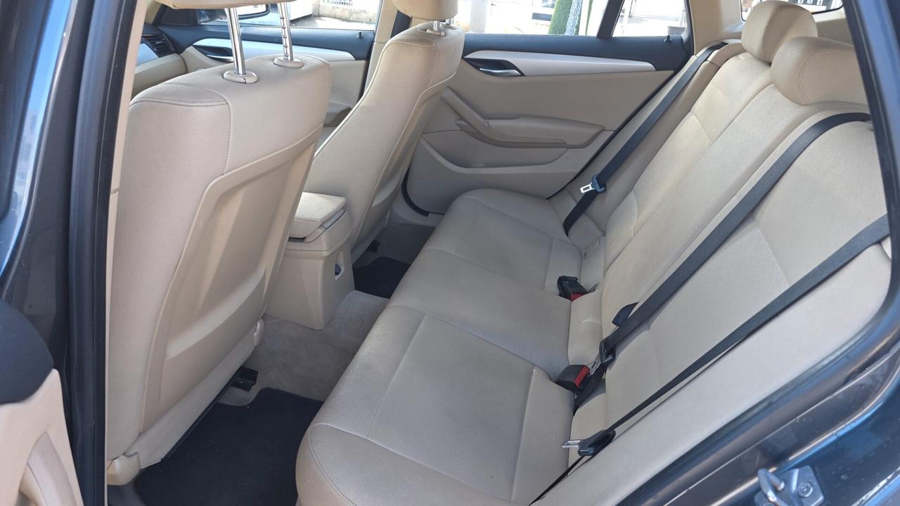 Bmw X1 xDrive18d X Line