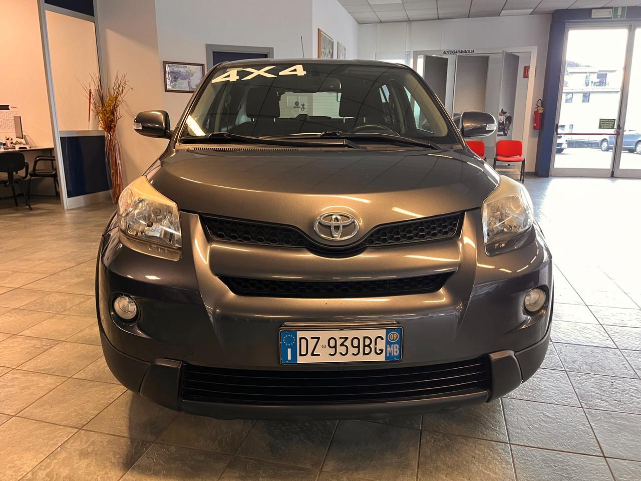 Toyota Urban Cruiser 1.4 D-4D 4X4 Luxury